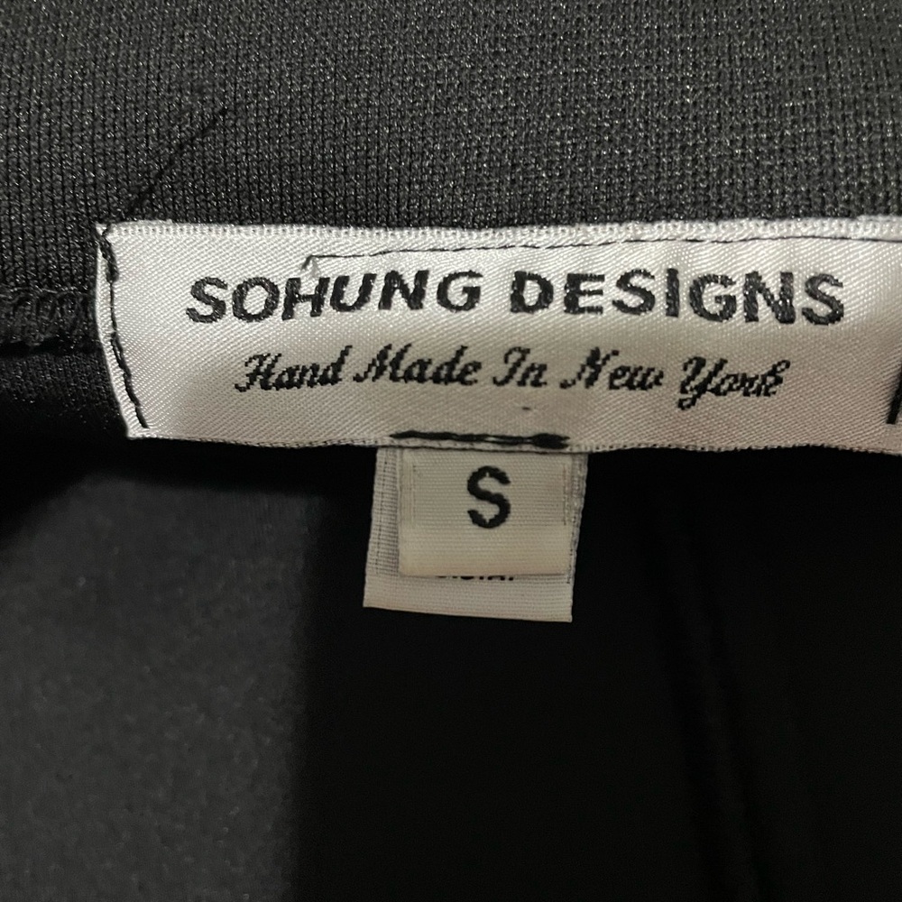 Sohung design Elegant Black Flared Coat - Picture 3 of 13